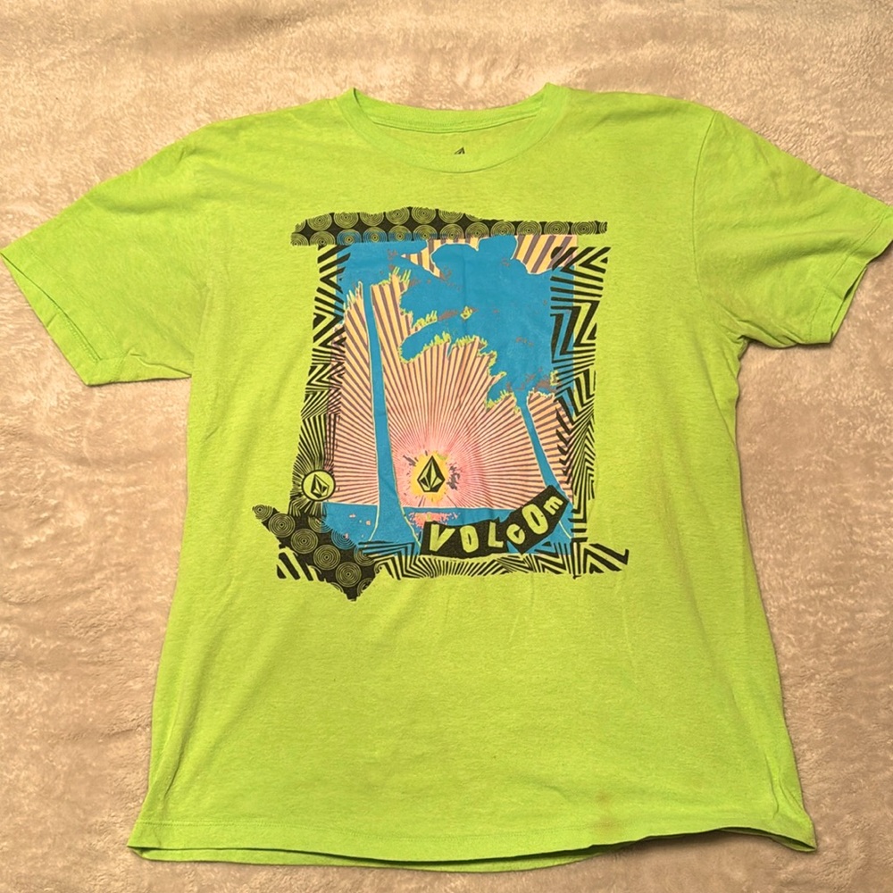Volcom tee shirt